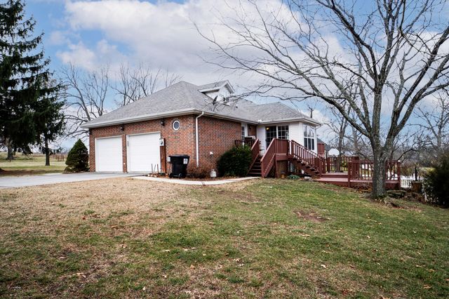 841 E Hubble Drive, Marshfield, MO 65706