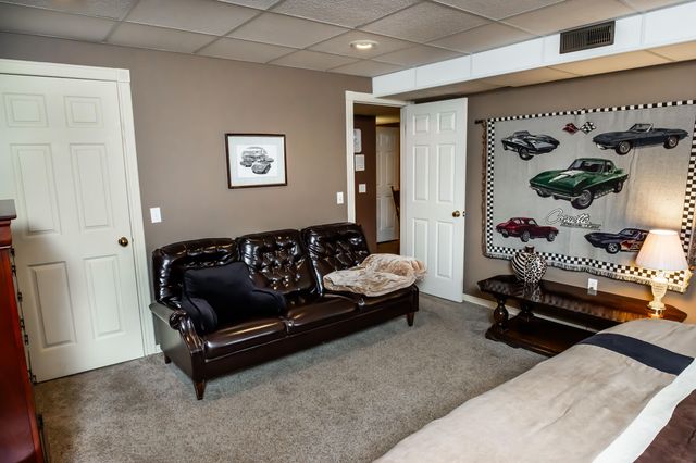 841 E Hubble Drive, Marshfield, MO 65706