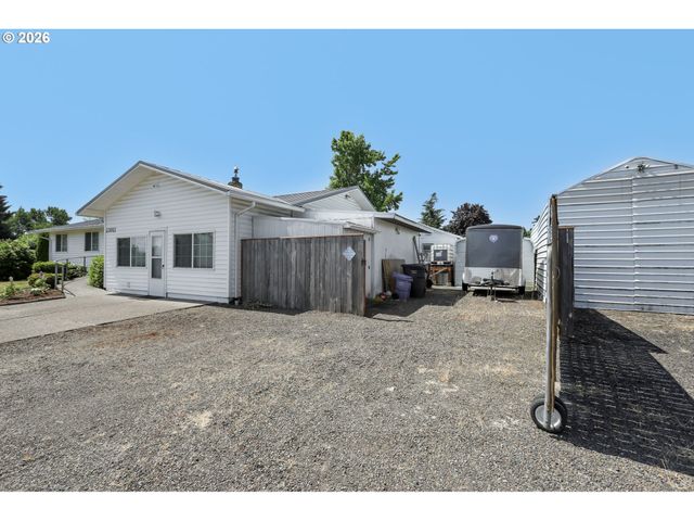 13011 BERTA Dr, Oregon City, OR 97045