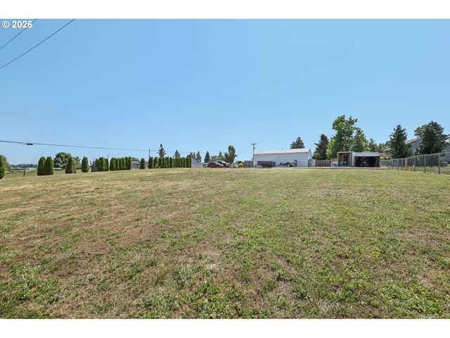 13011 BERTA Dr, Oregon City, OR 97045