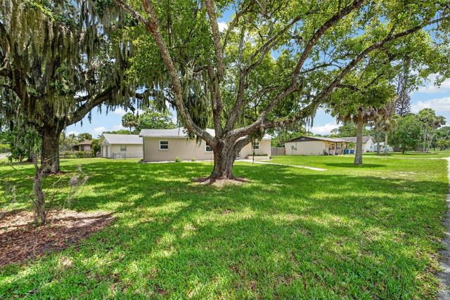 2205 JUNIPER DRIVE, Edgewater, FL 32141