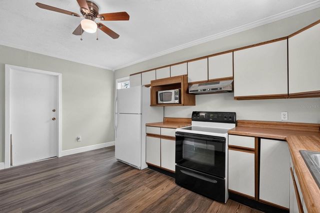2205 JUNIPER DRIVE, Edgewater, FL 32141