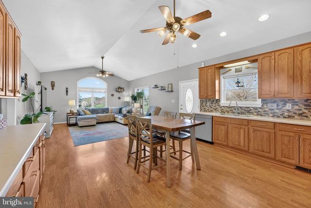 7453 OPAL RD, Warrenton, VA 20186