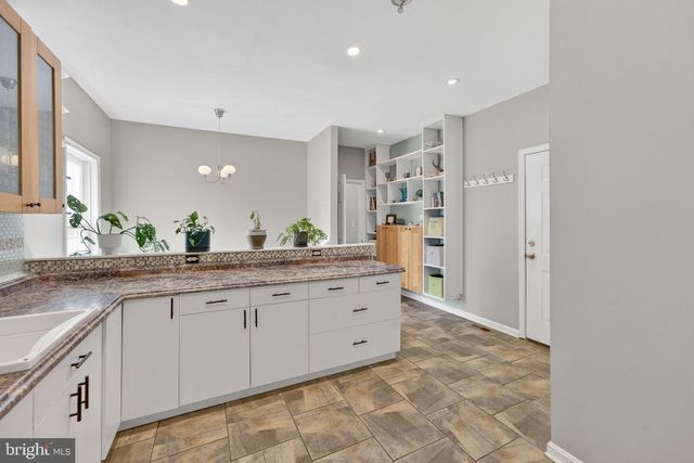 7453 OPAL RD, Warrenton, VA 20186