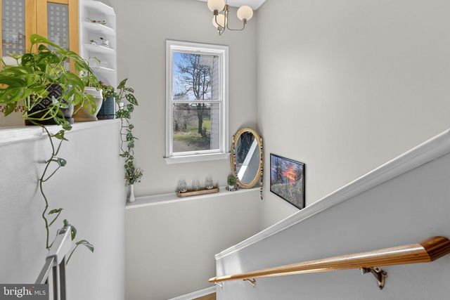 7453 OPAL RD, Warrenton, VA 20186