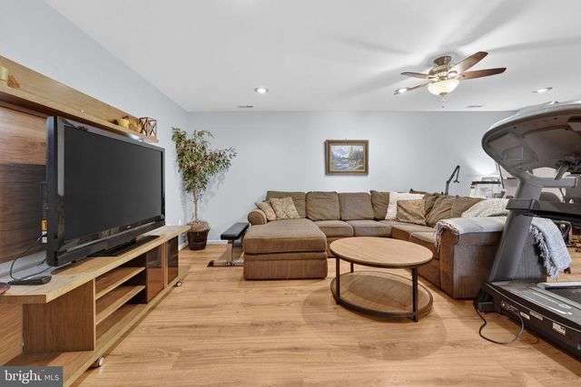 7453 OPAL RD, Warrenton, VA 20186