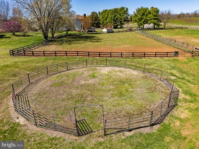 7453 OPAL RD, Warrenton, VA 20186