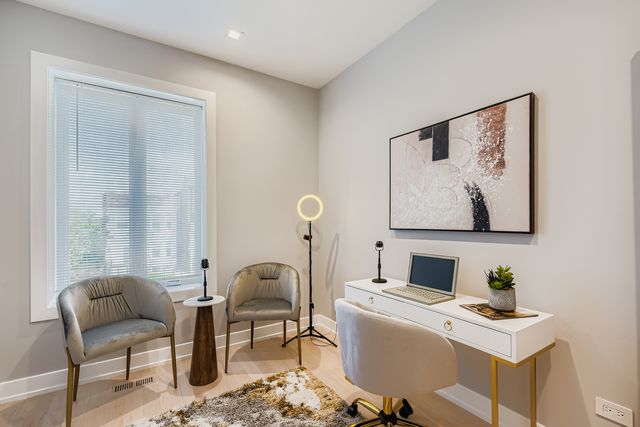 6540 S Ingleside Avenue, Chicago, IL 60637