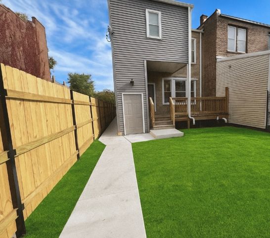 6540 S Ingleside Avenue, Chicago, IL 60637