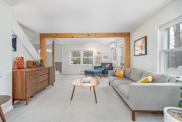 954 Parker Mountain Road, Strafford, NH 03884