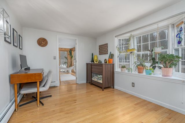 954 Parker Mountain Road, Strafford, NH 03884