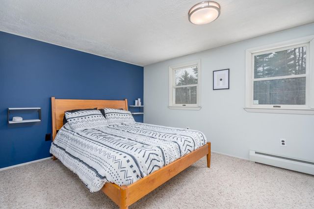 954 Parker Mountain Road, Strafford, NH 03884