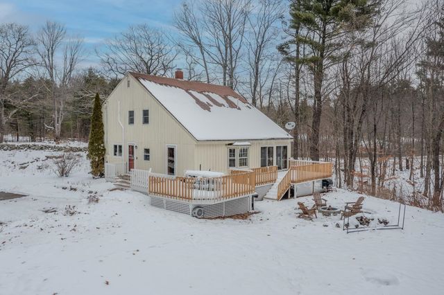 954 Parker Mountain Road, Strafford, NH 03884