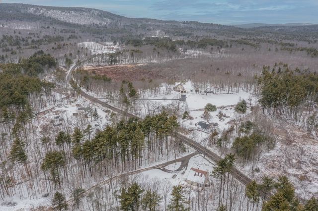 954 Parker Mountain Road, Strafford, NH 03884
