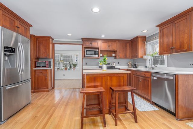 954 Parker Mountain Road, Strafford, NH 03884