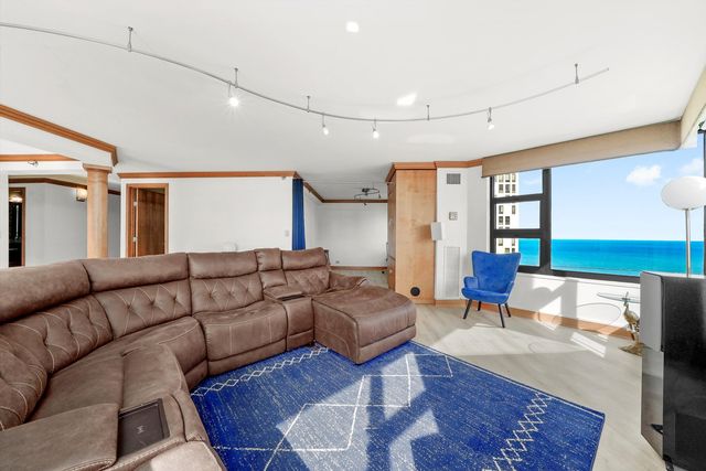 401 E Ontario Street 4206, Chicago, IL 60611