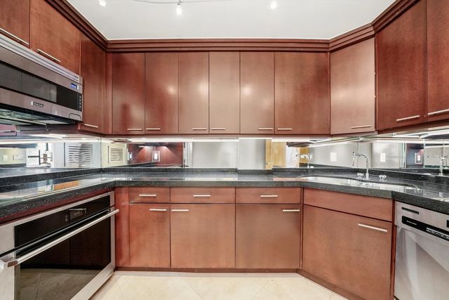 401 E Ontario Street 4206, Chicago, IL 60611