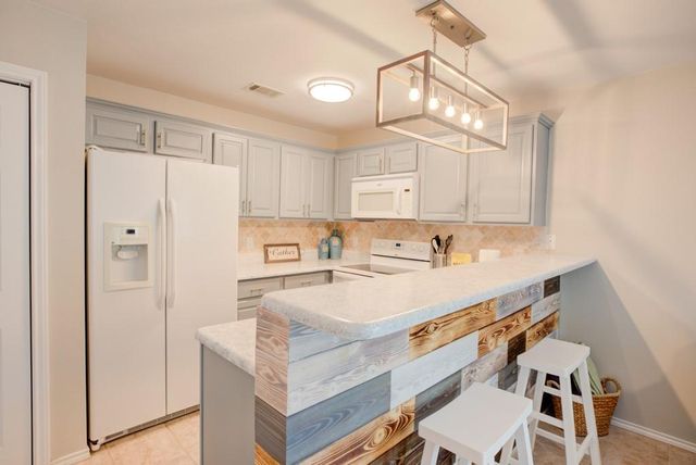 730 E Mather ST K301, New Braunfels, TX 78130