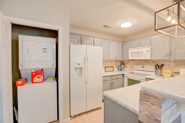 730 E Mather ST K301, New Braunfels, TX 78130