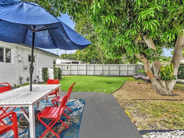 5365 N Andrews Avenue, Oakland Park, FL 33309