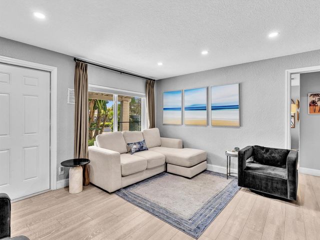 5365 N Andrews Avenue, Oakland Park, FL 33309
