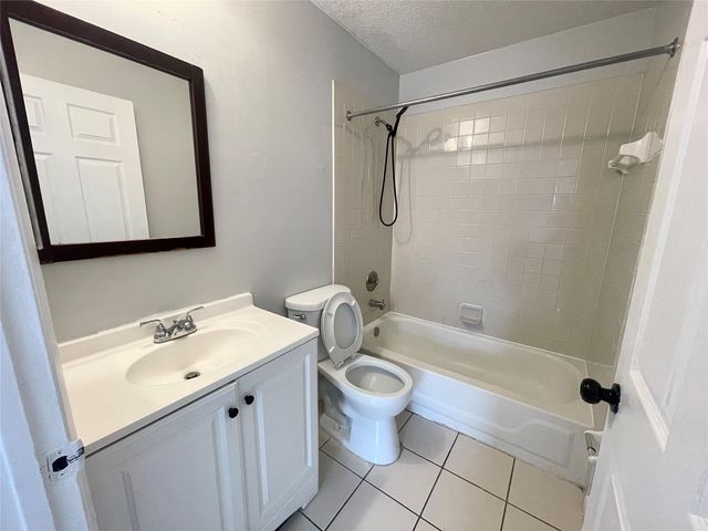 200 SW 11th Ave 5, Fort Lauderdale, FL 33312