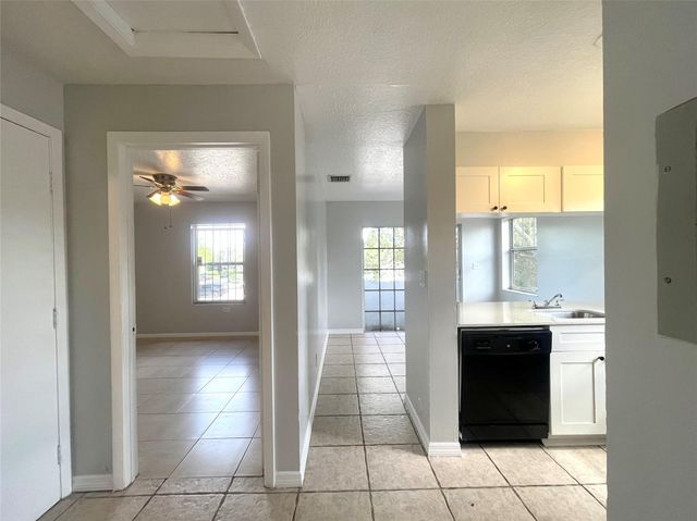 200 SW 11th Ave 5, Fort Lauderdale, FL 33312