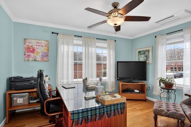 37 Tower Street, Hudson, MA 01749