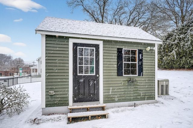 37 Tower Street, Hudson, MA 01749