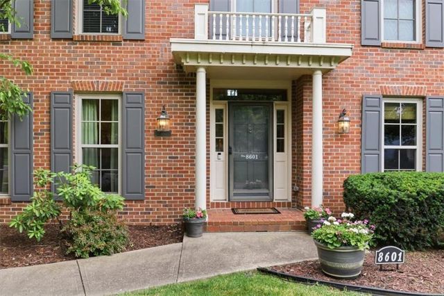 8601 W 139th Street, Overland Park, KS 66223