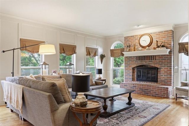 8601 W 139th Street, Overland Park, KS 66223