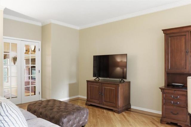 8601 W 139th Street, Overland Park, KS 66223
