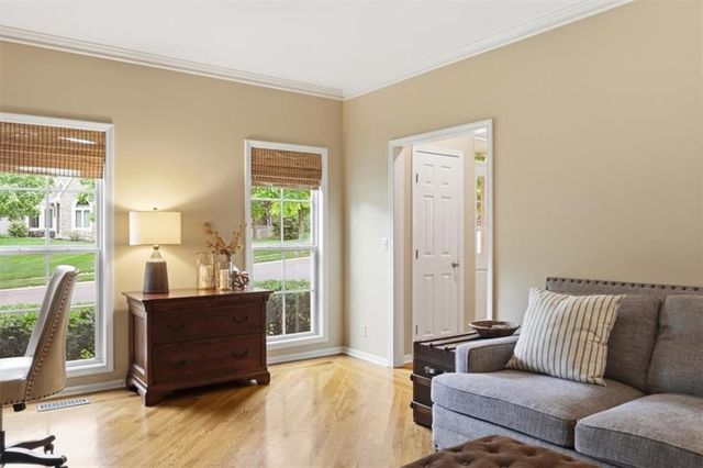 8601 W 139th Street, Overland Park, KS 66223