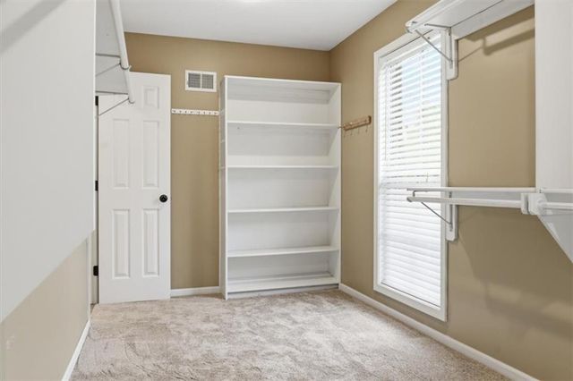 8601 W 139th Street, Overland Park, KS 66223