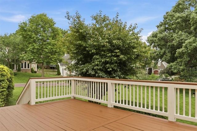 8601 W 139th Street, Overland Park, KS 66223