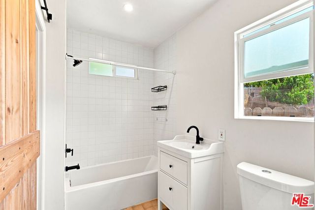 257 Isabel Street, Los Angeles, CA 90065