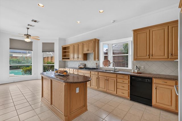 4927 Stony Ford Drive, Dallas, TX 75287