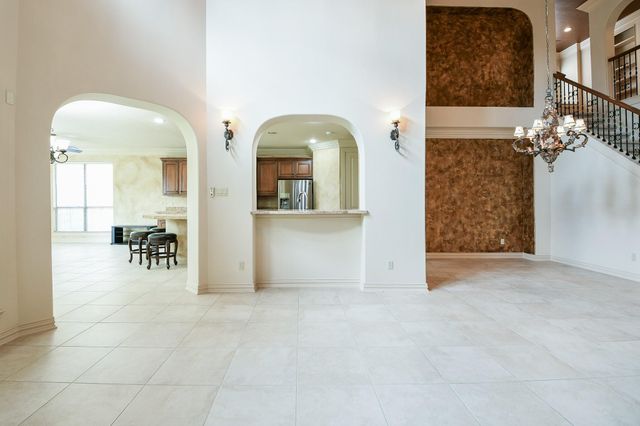 2014 Flower Garden Lane, Houston, TX 77077