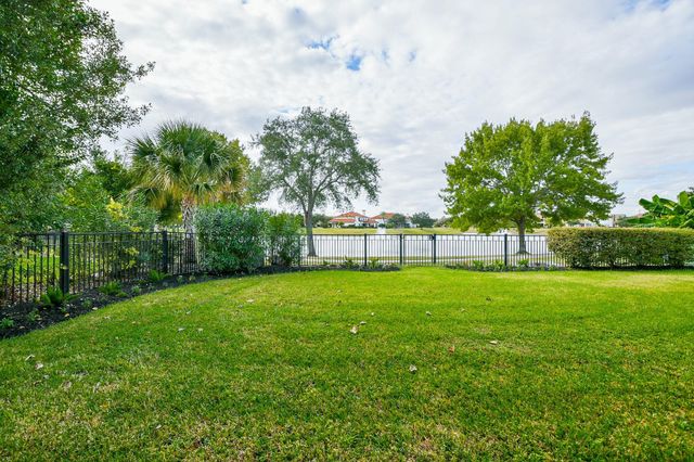 2014 Flower Garden Lane, Houston, TX 77077