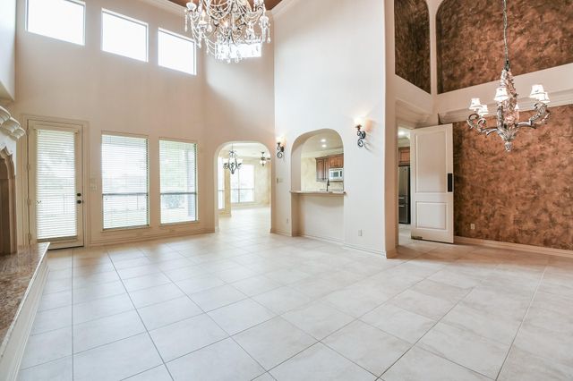 2014 Flower Garden Lane, Houston, TX 77077