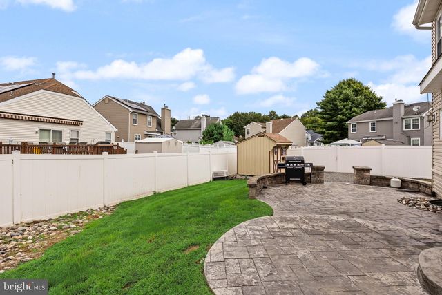 2 MYSTIC WAY, Burlington, NJ 08016