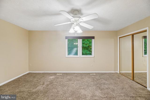 4922 WEALDING WAY, Oxon Hill, MD 20745