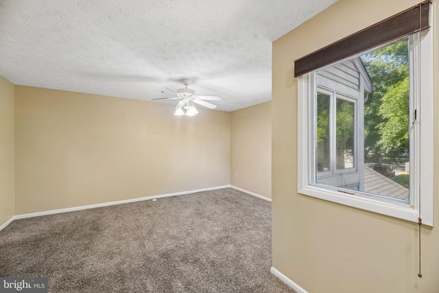 4922 WEALDING WAY, Oxon Hill, MD 20745