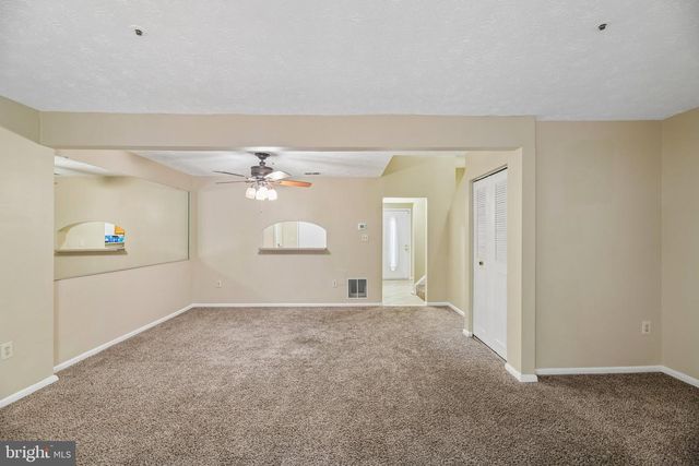 4922 WEALDING WAY, Oxon Hill, MD 20745