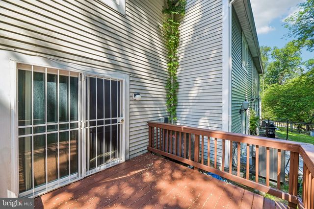 4922 WEALDING WAY, Oxon Hill, MD 20745
