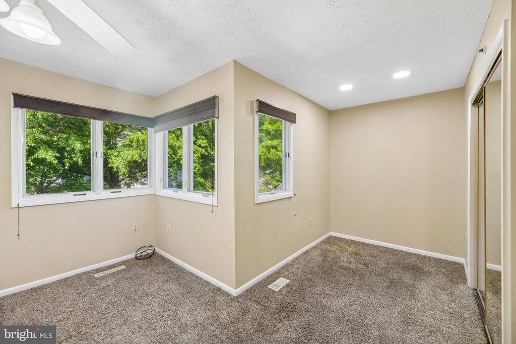 Image 29 of property listing at 4922 WEALDING WAY, Oxon Hill, MD 20745