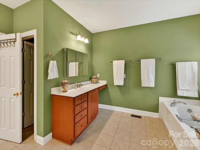 1038 Woodhall Drive, Huntersville, NC 28078