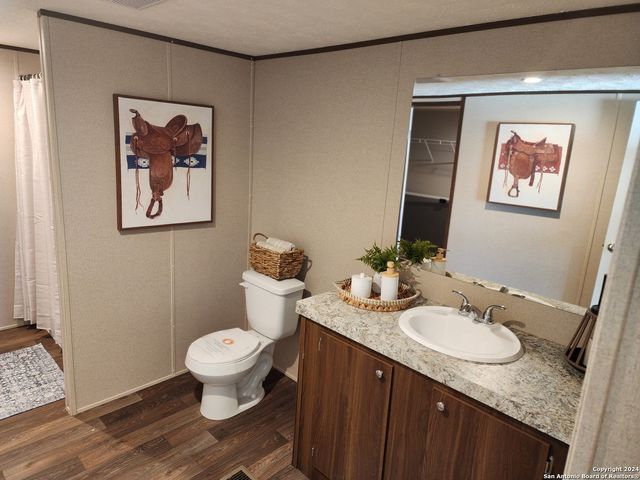 1214 DEER RUN PASS, Canyon Lake, TX 78133