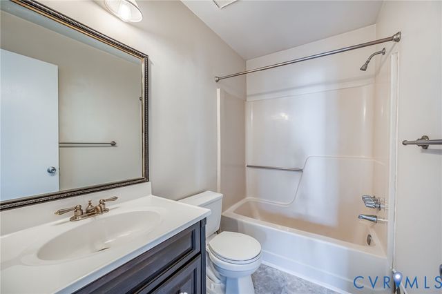 4726 Mill Park Dr, Glen Allen, VA 23060