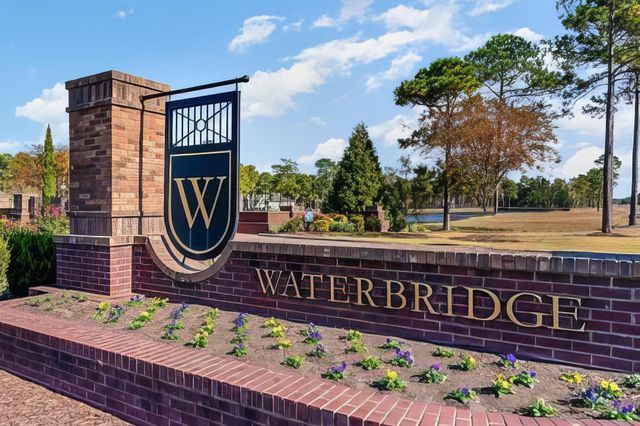 3017 Moss Bridge Ln., Myrtle Beach, SC 29579